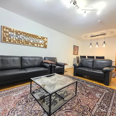 Luxury Messe Apartment *