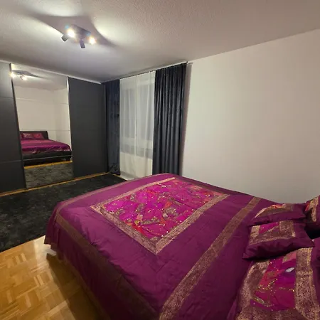 Luxury Messe Apartment *