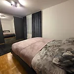 Apartment Luxury Messe *